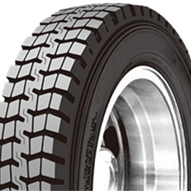 8,25 R16C Triangle TR690 128/124 K всесезонный