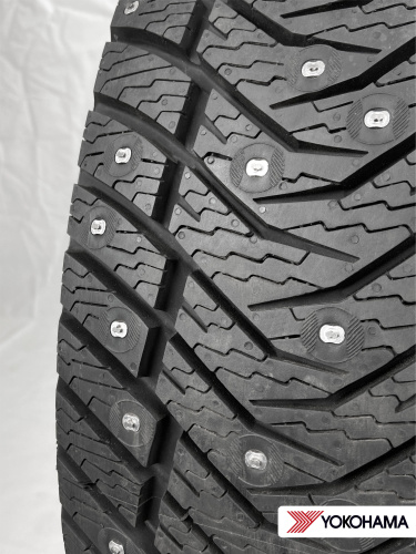 225/60 R18 Yokohama IG65 104 T шип