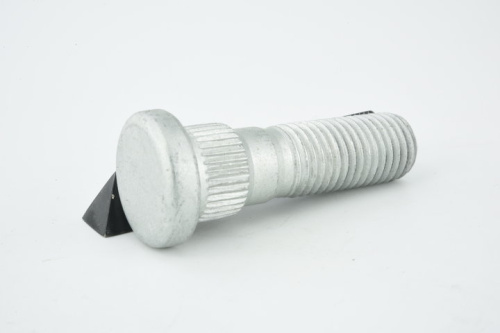 Шпилька колесная MITSUBISHI CHALLENGER K90